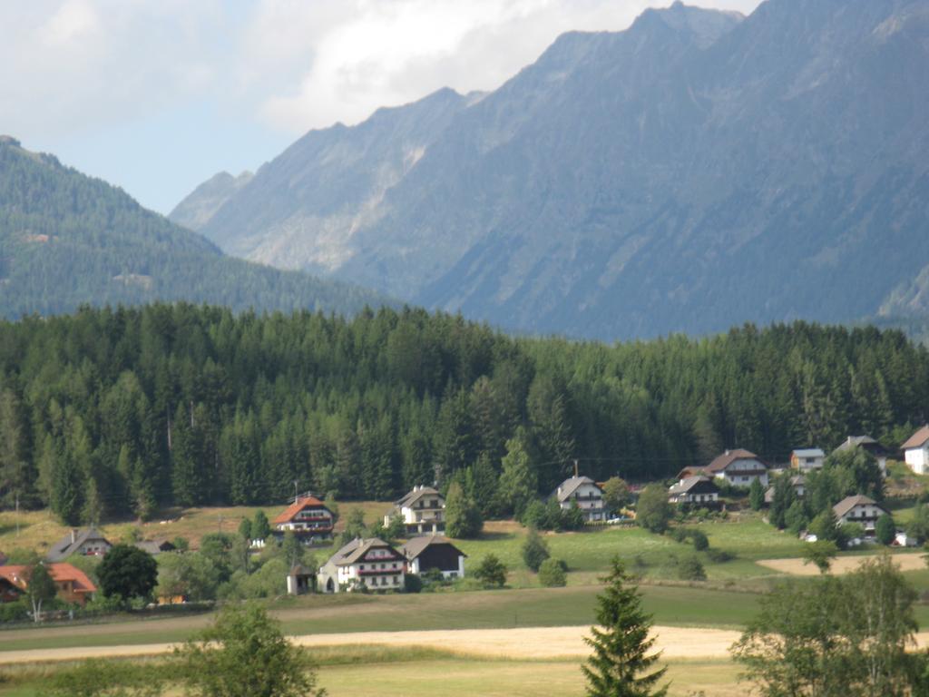 Haus Pfarrkirchner Apartment Mauterndorf  Exterior foto