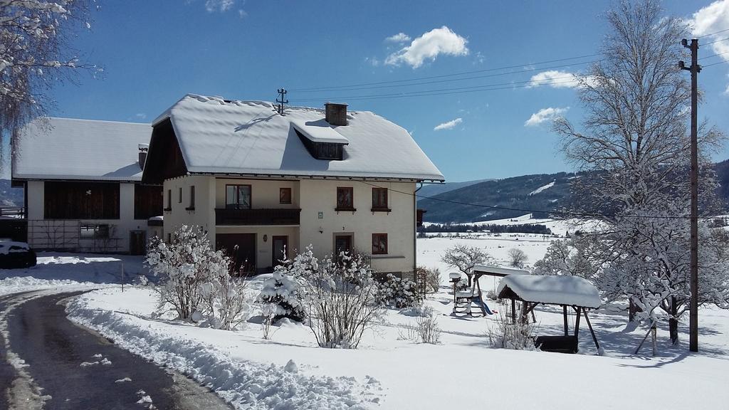 Haus Pfarrkirchner Apartment Mauterndorf  Exterior foto